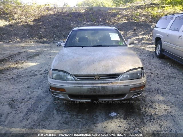 4T1BG12K3TU663287 - 1996 TOYOTA CAMRY DX/LE/XLE GOLD photo 6