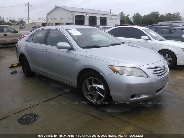 4T1BE46K27U634273 - 2007 TOYOTA CAMRY NEW GENERAT CE/LE/XLE/SE SILVER photo 1