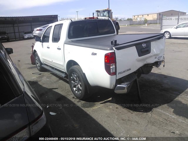 1N6AD0EV2GN751480 - 2016 NISSAN FRONTIER S/SV/SL/PRO-4X WHITE photo 3