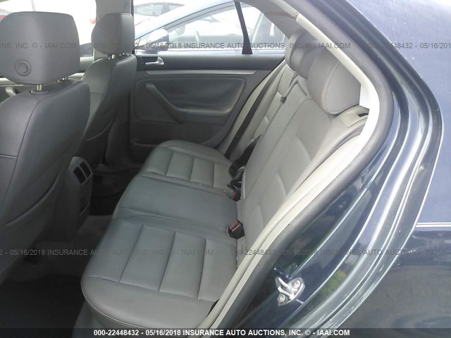 3VWRF71K06M667958 - 2006 VOLKSWAGEN JETTA 2.5 GRAY photo 8