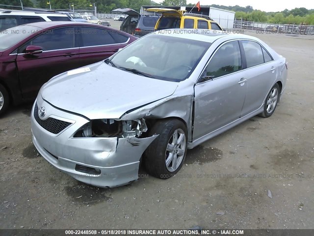 4T1BE46K57U029132 - 2007 TOYOTA CAMRY NEW GENERAT CE/LE/XLE/SE SILVER photo 2