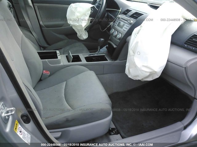 4T1BE46K57U029132 - 2007 TOYOTA CAMRY NEW GENERAT CE/LE/XLE/SE SILVER photo 5