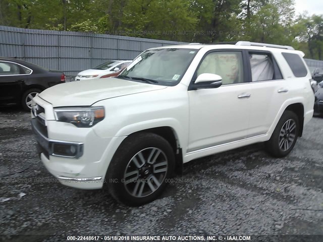 JTEBU5JR9F5275817 - 2015 TOYOTA 4RUNNER SR5/LIMITED/TRAIL/TRD PRO WHITE photo 2