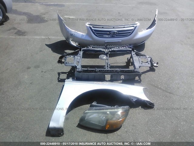 KNAFE221295611349 - 2009 KIA SPECTRA EX/LX/SX SILVER photo 6