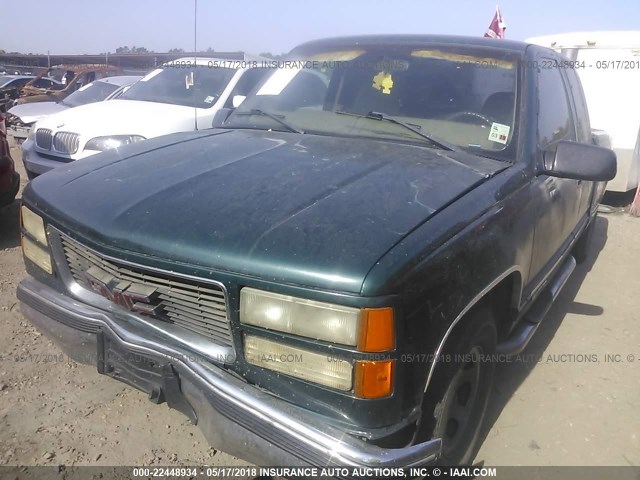 2GTEC19R0W1515517 - 1998 GMC SIERRA C1500 GREEN photo 2