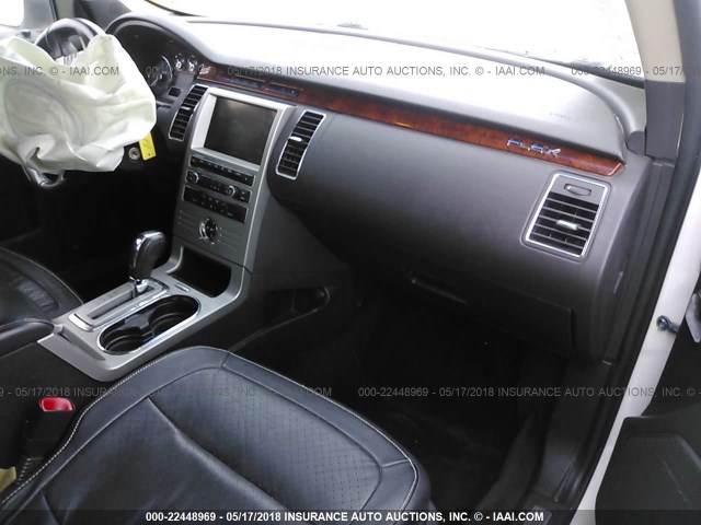 2FMGK5DCXABB05876 - 2010 FORD FLEX LIMITED WHITE photo 5