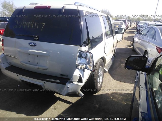 1FMFU20515LA63857 - 2005 FORD EXPEDITION LIMITED WHITE photo 4