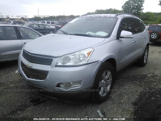 1GNLVFED5AS114778 - 2010 CHEVROLET TRAVERSE LT SILVER photo 2