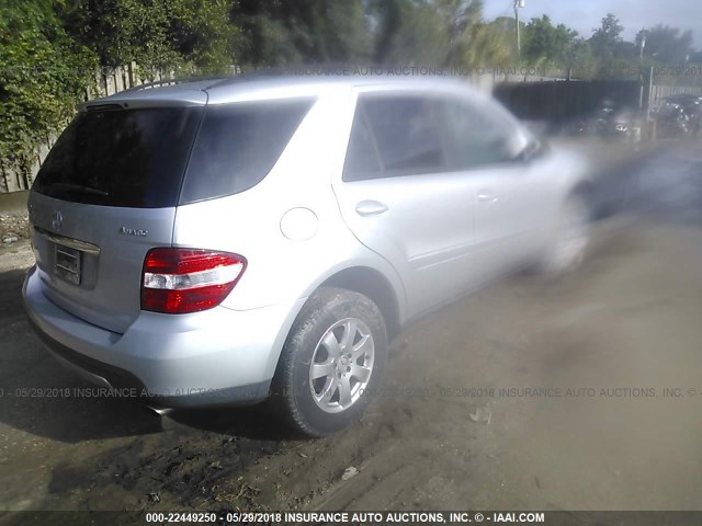 4JGBB86E87A173804 - 2007 MERCEDES-BENZ ML 350 SILVER photo 4