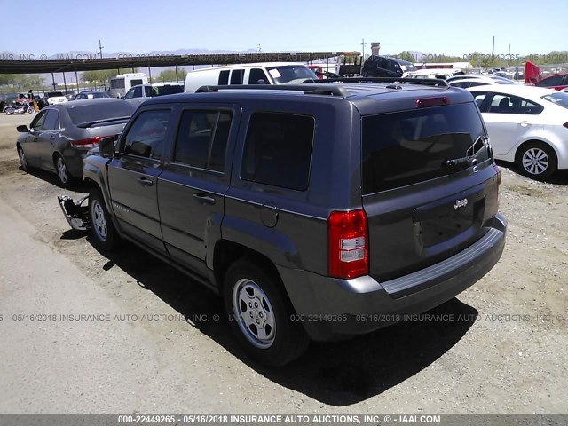 1C4NJPBA4GD676634 - 2016 JEEP PATRIOT SPORT GRAY photo 3