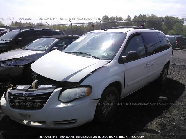 2C4GP44R85R597065 - 2005 CHRYSLER TOWN & COUNTRY LX WHITE photo 2