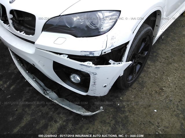 5UXFG8C55BLZ95984 - 2011 BMW X6 XDRIVE50I WHITE photo 6