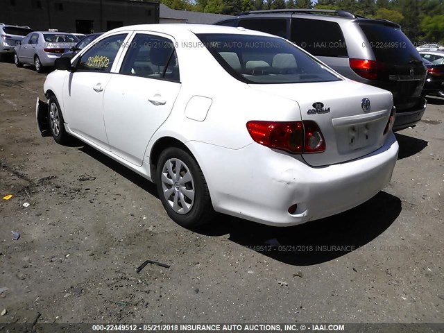 JTDBL40EX9J041326 - 2009 TOYOTA COROLLA LE/XLE WHITE photo 3