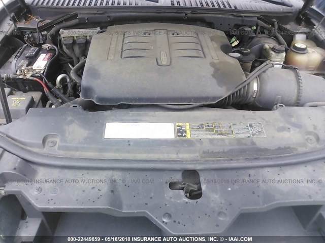 5LMFU28R54LJ19530 - 2004 LINCOLN NAVIGATOR BLACK photo 10
