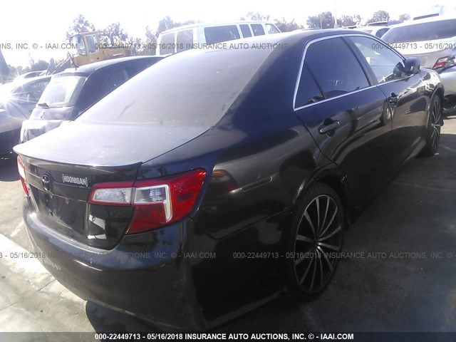 4T1BF1FK3EU469570 - 2014 TOYOTA CAMRY L/SE/LE/XLE 黑色 照片 4