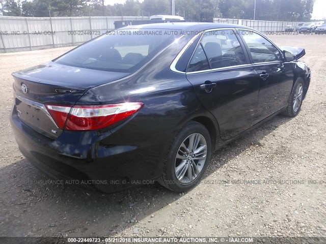 4T1BF1FK0FU072108 - 2015 TOYOTA CAMRY LE/XLE/SE/XSE BLACK photo 4