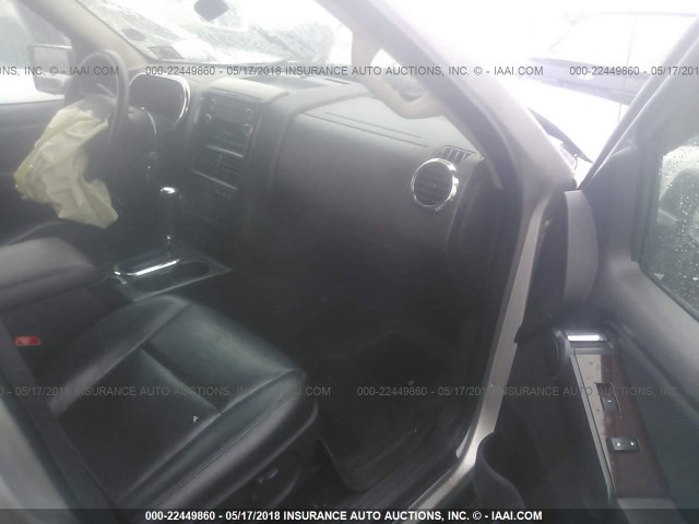 1FMEU75E38UA83706 - 2008 FORD EXPLORER LIMITED 银色 照片 5