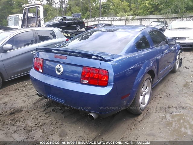 1ZVHT82HX75272528 - 2007 FORD MUSTANG GT BLUE photo 4