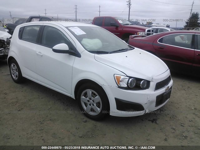 1G1JA6SG0G4115756 - 2016 CHEVROLET SONIC LS 白色 照片 1