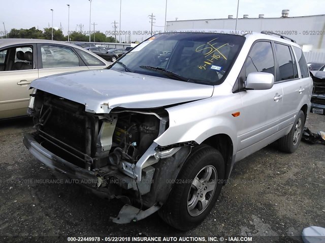 5FNYF28478B019534 - 2008 HONDA PILOT EX SILVER photo 2