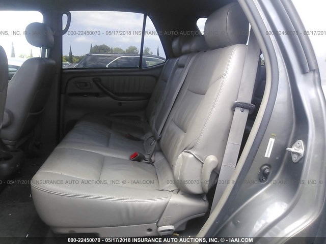 5TDZT38A24S226332 - 2004 TOYOTA SEQUOIA LIMITED GRAY photo 8