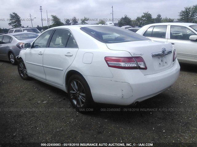 4T1BK3EK3BU611016 - 2011 TOYOTA CAMRY SE/LE/XLE 白色 照片 3
