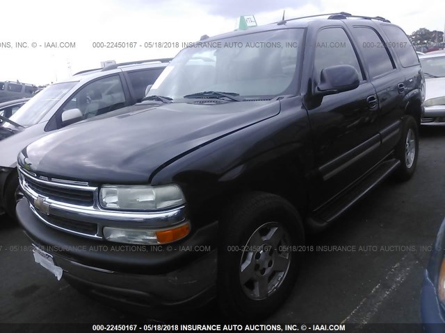 1GNEC13T55R174715 - 2005 CHEVROLET TAHOE C1500 BLACK photo 2