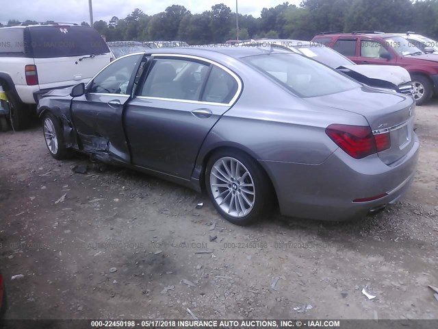 WBAYF8C54DD140006 - 2013 BMW 750 LXI GRAY photo 3