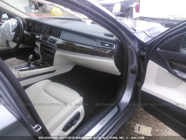 WBAYF8C54DD140006 - 2013 BMW 750 LXI GRAY photo 5