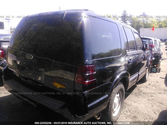 1FMFU18L54LA16651 - 2004 FORD EXPEDITION EDDIE BAUER BLACK photo 4