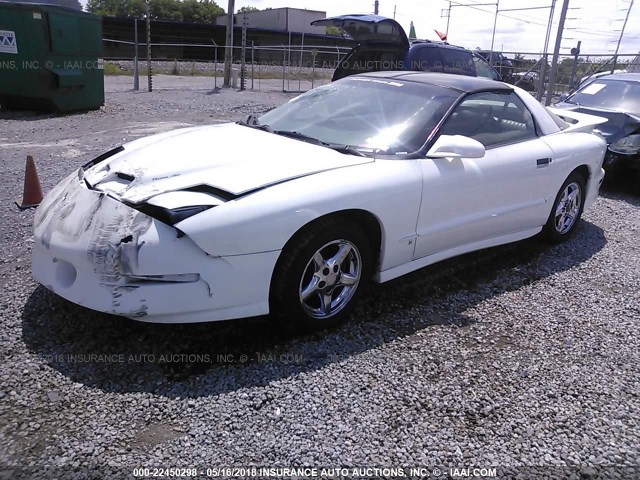 2G2FV22P3T2222427 - 1996 PONTIAC FIREBIRD FORMULA/TRANS AM WHITE photo 2