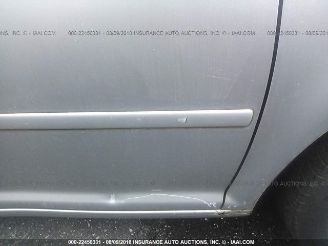 9BWGK61J434074477 - 2003 VOLKSWAGEN GOLF GLS SILVER photo 6