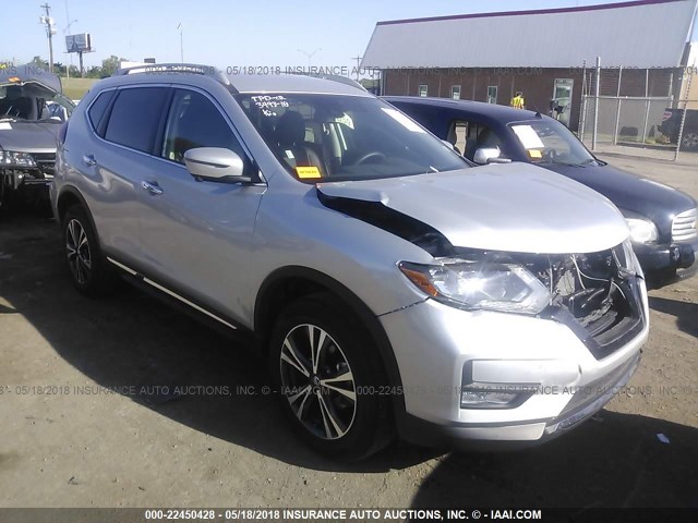 5N1AT2MV4JC744452 - 2018 NISSAN ROGUE SV/SL SILVER photo 1