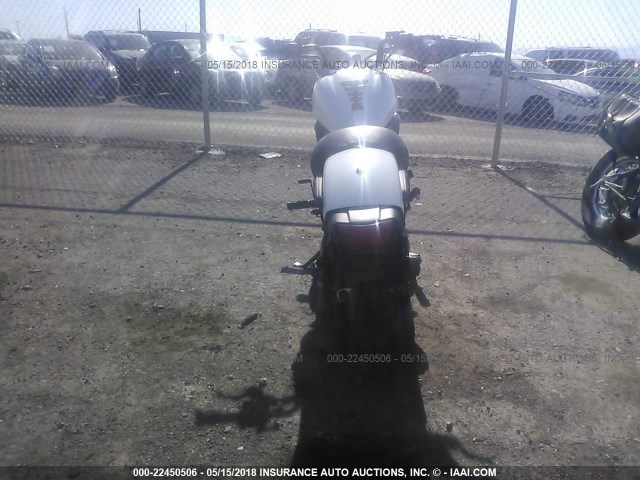 JKAENEA18FDA01732 - 2015 KAWASAKI EN650 A თეთრი ფოტო 6