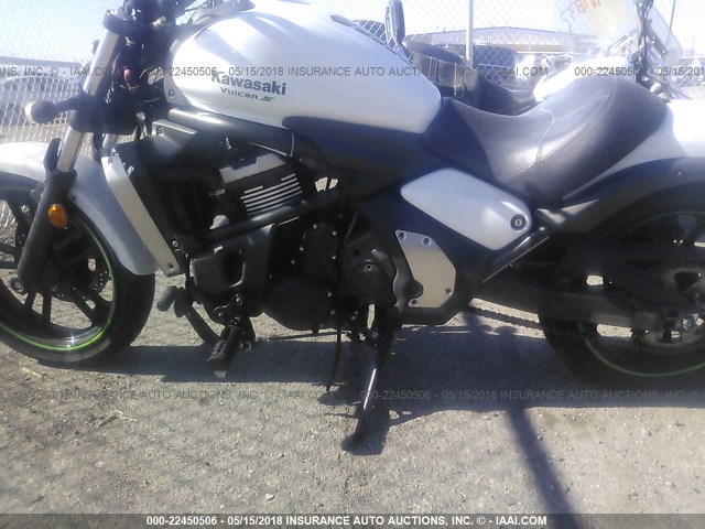 JKAENEA18FDA01732 - 2015 KAWASAKI EN650 A თეთრი ფოტო 9