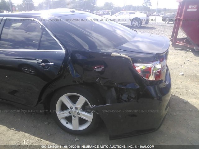 4T1BF1FKXDU700298 - 2013 TOYOTA CAMRY L/SE/LE/XLE 黑色 照片 6