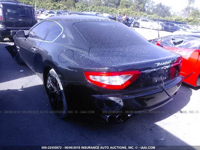 ZAMGJ45A890043451 - 2009 MASERATI GRANTURISMO  BLACK photo 3