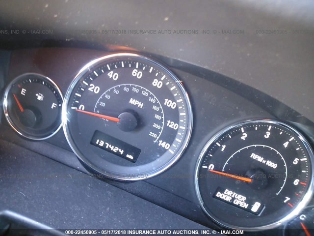 1J8HG48K28C111812 - 2008 JEEP COMMANDER SPORT შავი ფოტო 7