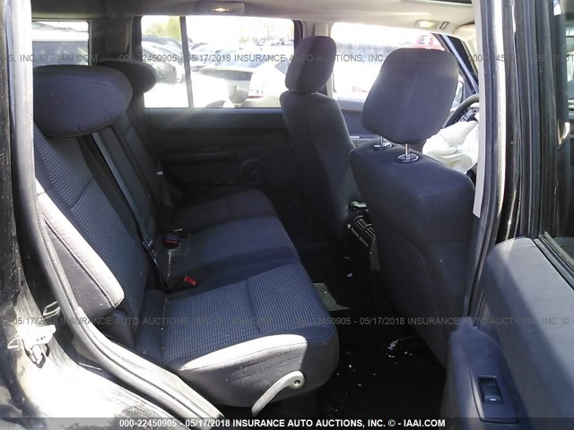 1J8HG48K28C111812 - 2008 JEEP COMMANDER SPORT შავი ფოტო 8