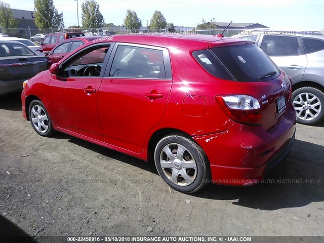 2T1KE40E09C018630 - 2009 TOYOTA COROLLA MATRIX S RED photo 3