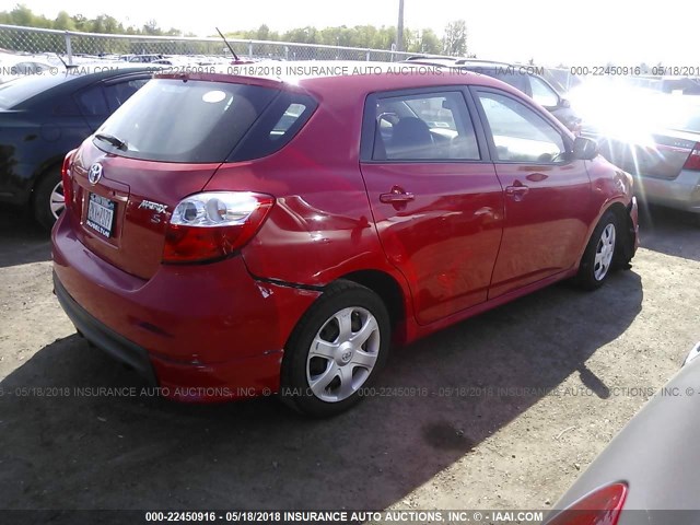 2T1KE40E09C018630 - 2009 TOYOTA COROLLA MATRIX S RED photo 4