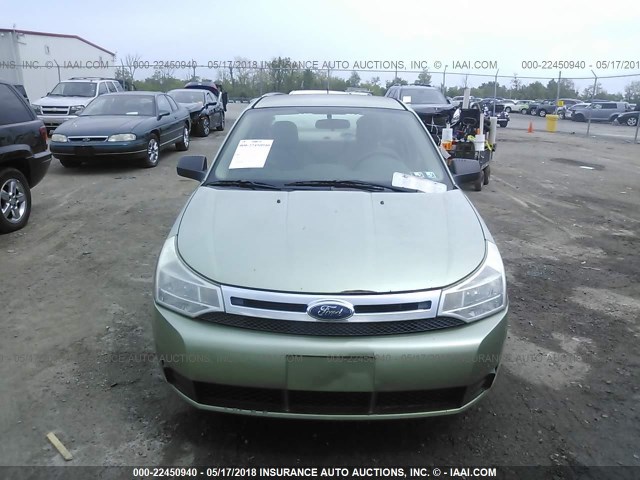 1FAHP34N38W165044 - 2008 FORD FOCUS S/SE GREEN photo 6