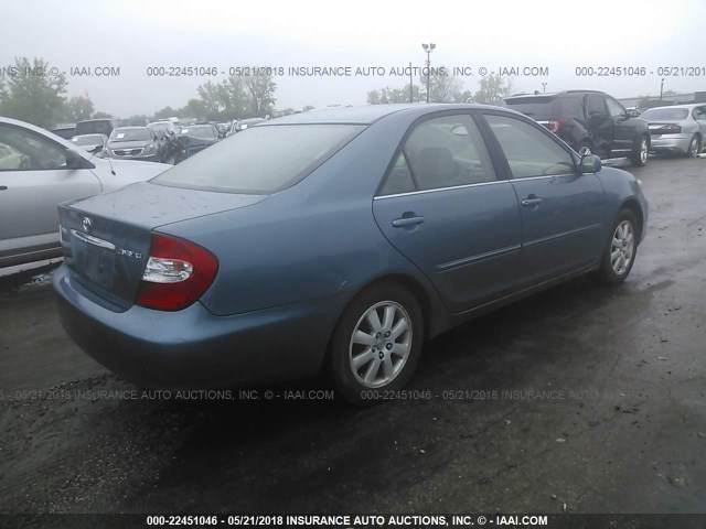 4T1BE30K13U757365 - 2003 TOYOTA CAMRY LE/XLE/SE ლურჯი ფოტო 4