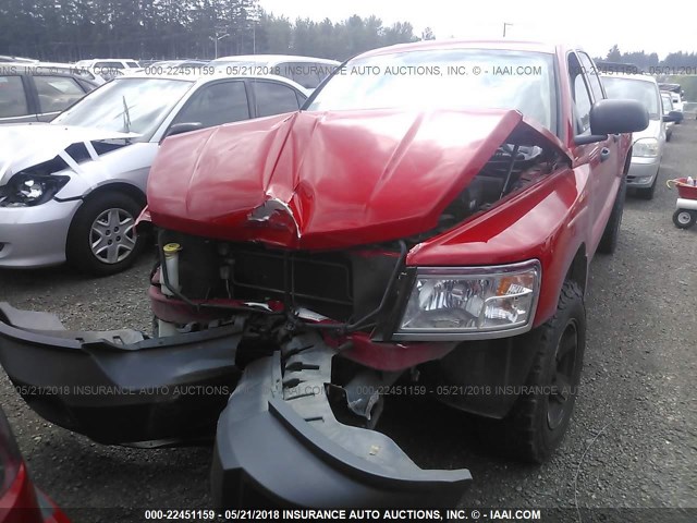 1D3HW38KX8S581538 - 2008 DODGE DAKOTA SXT RED photo 6