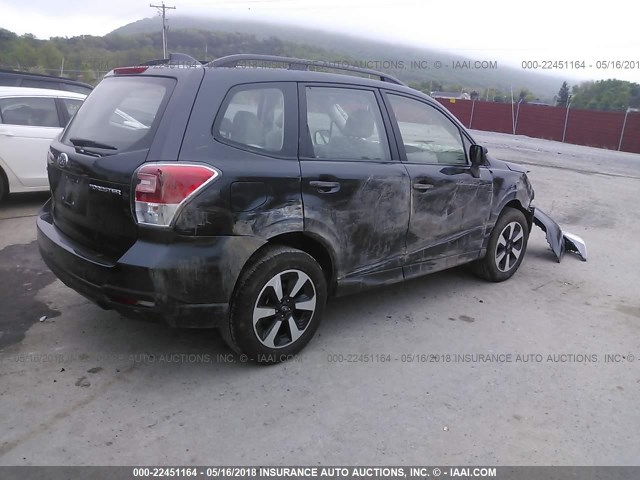 JF2SJABC9JH463312 - 2018 SUBARU FORESTER 2.5I GRAY photo 4