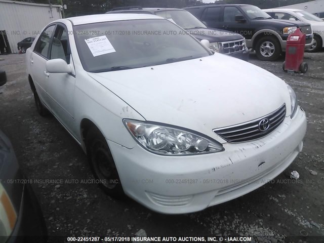 4T1BE32K66U680154 - 2006 TOYOTA CAMRY LE/XLE/SE თეთრი ფოტო 1