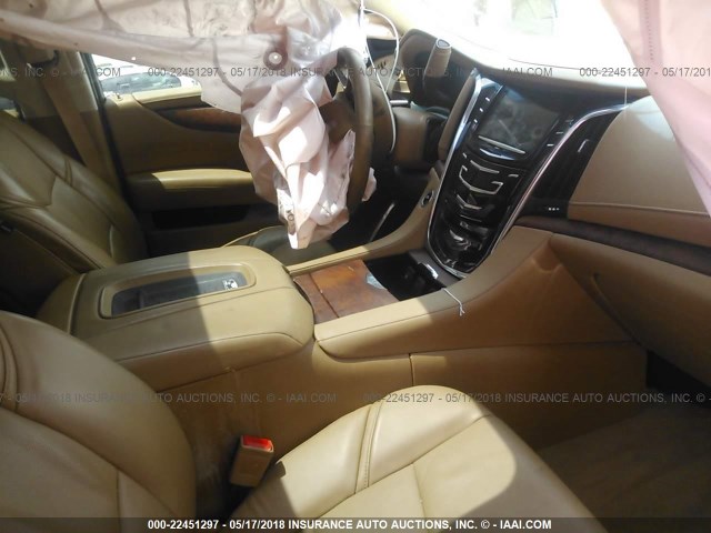 1GYS3UKJ8FR564099 - 2015 CADILLAC ESCALADE ESV PLATINUM თეთრი ფოტო 5