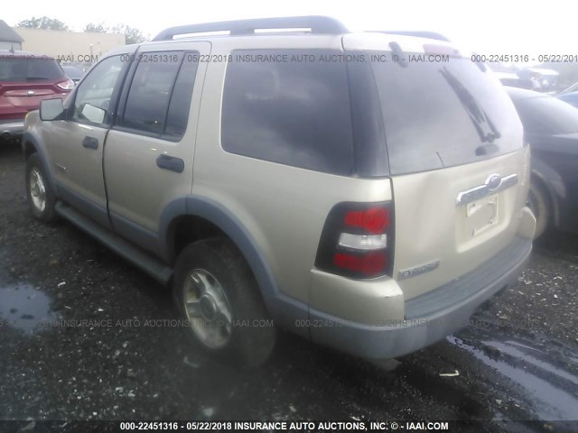 1FMEU73E56UB01669 - 2006 FORD EXPLORER XLT TAN photo 3