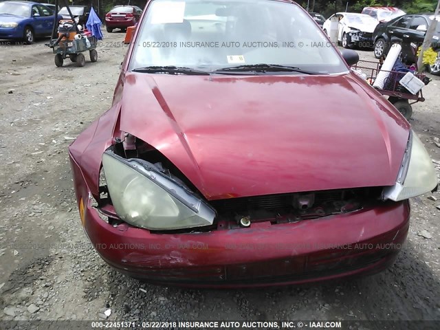 1FAHP34303W249295 - 2003 FORD FOCUS SE COMFORT/SE SPORT MAROON photo 6