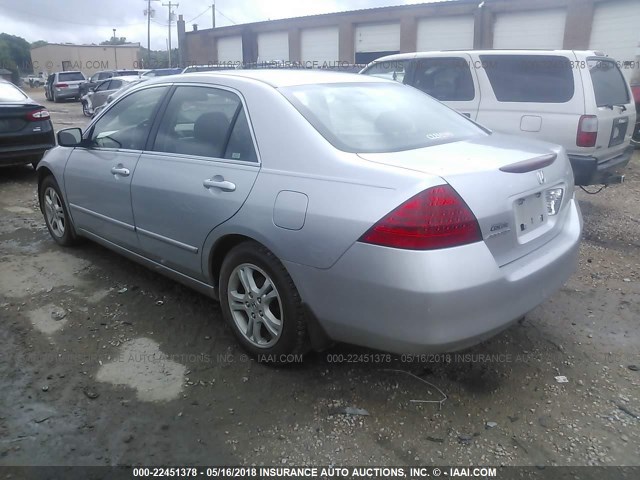 1HGCM56336A014513 - 2006 HONDA ACCORD SE SILVER photo 3